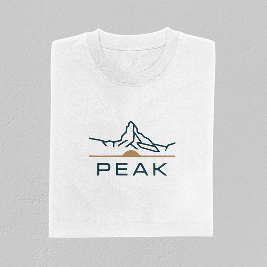 PEAK Mountain Sunset – Embroidered Stick T-Shirt Weiß