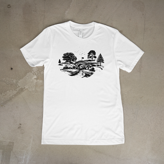 Golf Bridge Landscape – Black Ink DTF T-Shirt Weiß